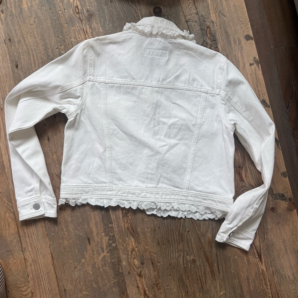 NWT-Blank NYC White Denim Jacket with eyelet trim - Picture 8 of 10
